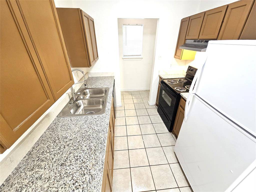 Fort Worth, TX 76105,2837 Ave J