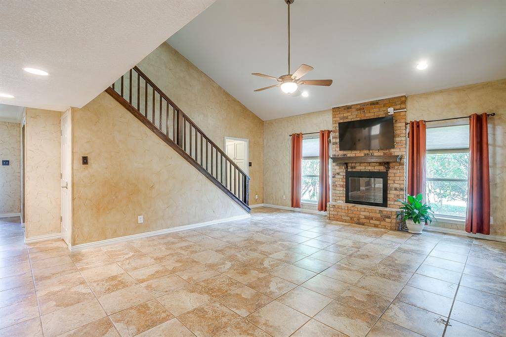 Cleburne, TX 76033,1327 Hemphill Drive