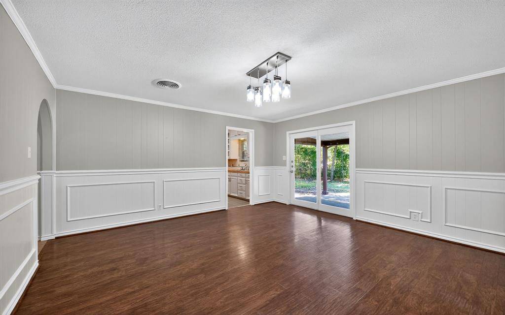 Burleson, TX 76028,220 Short Street