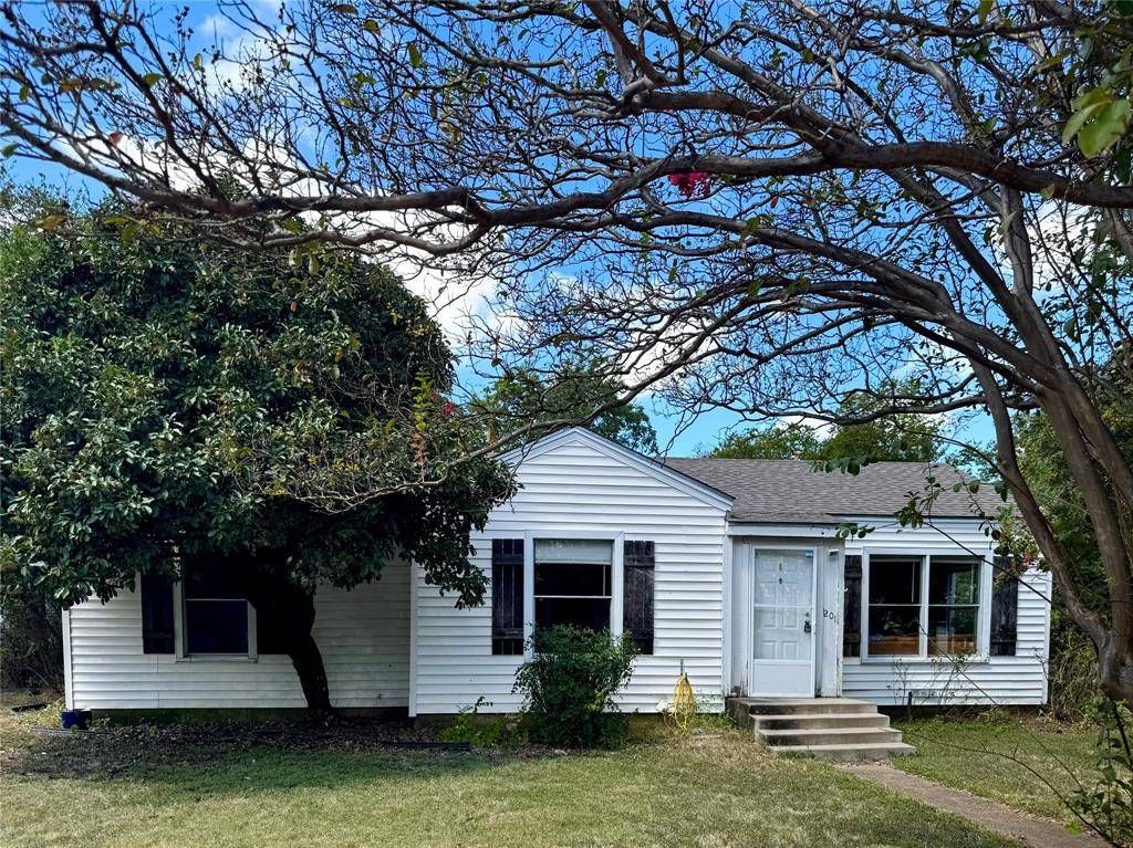 Mcgregor, TX 76657,1201 W 11TH Street