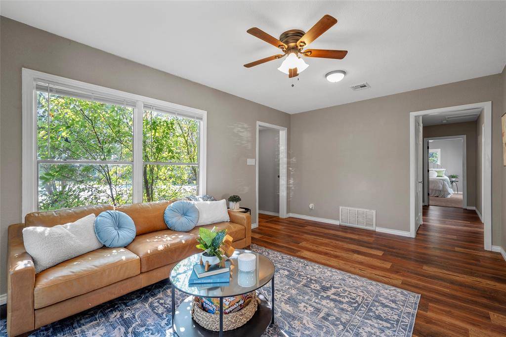 Mcgregor, TX 76657,1201 W 11TH Street