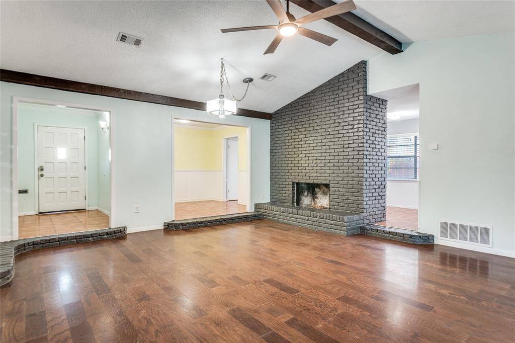 Fort Worth, TX 76133,5628 Westcreek Drive