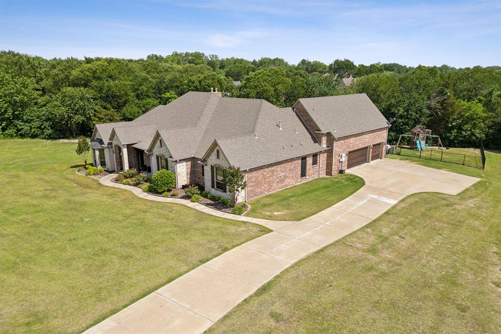 Van Alstyne, TX 75495,301 Harrison Circle