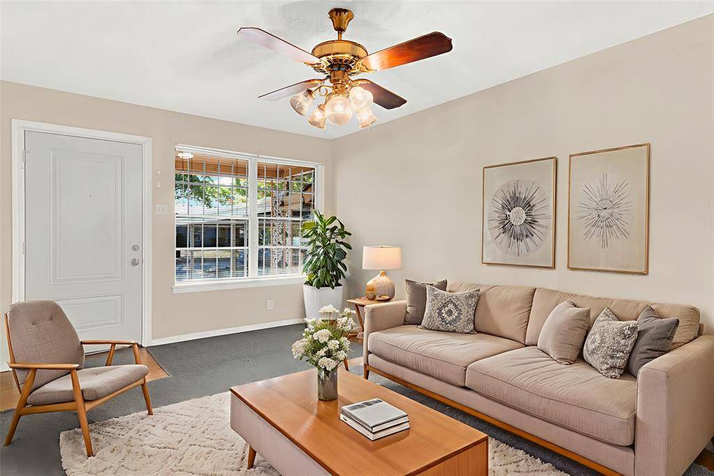 Dallas, TX 75228,2729 Lockhart Avenue