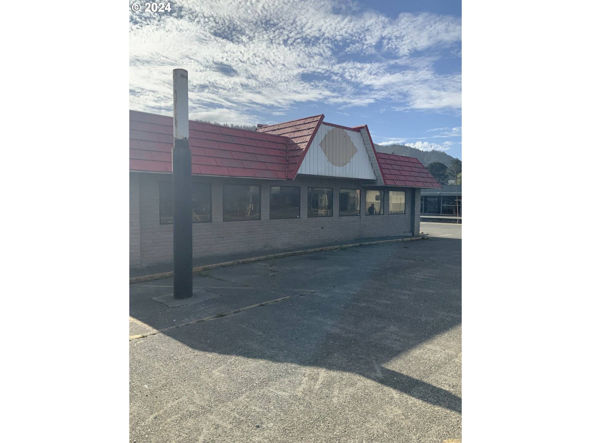 Gold Beach, OR 97444,29565 ELLENSBURG AVE