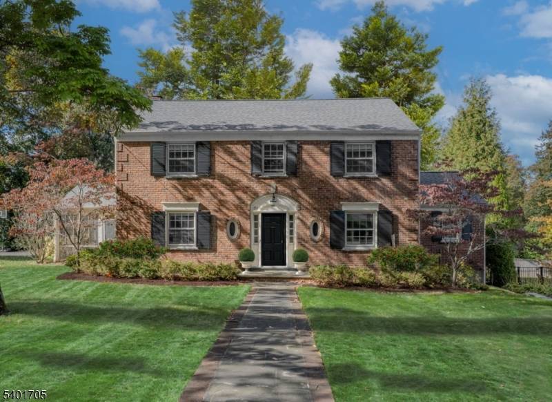 Summit City, NJ 07901,154 Woodland Ave