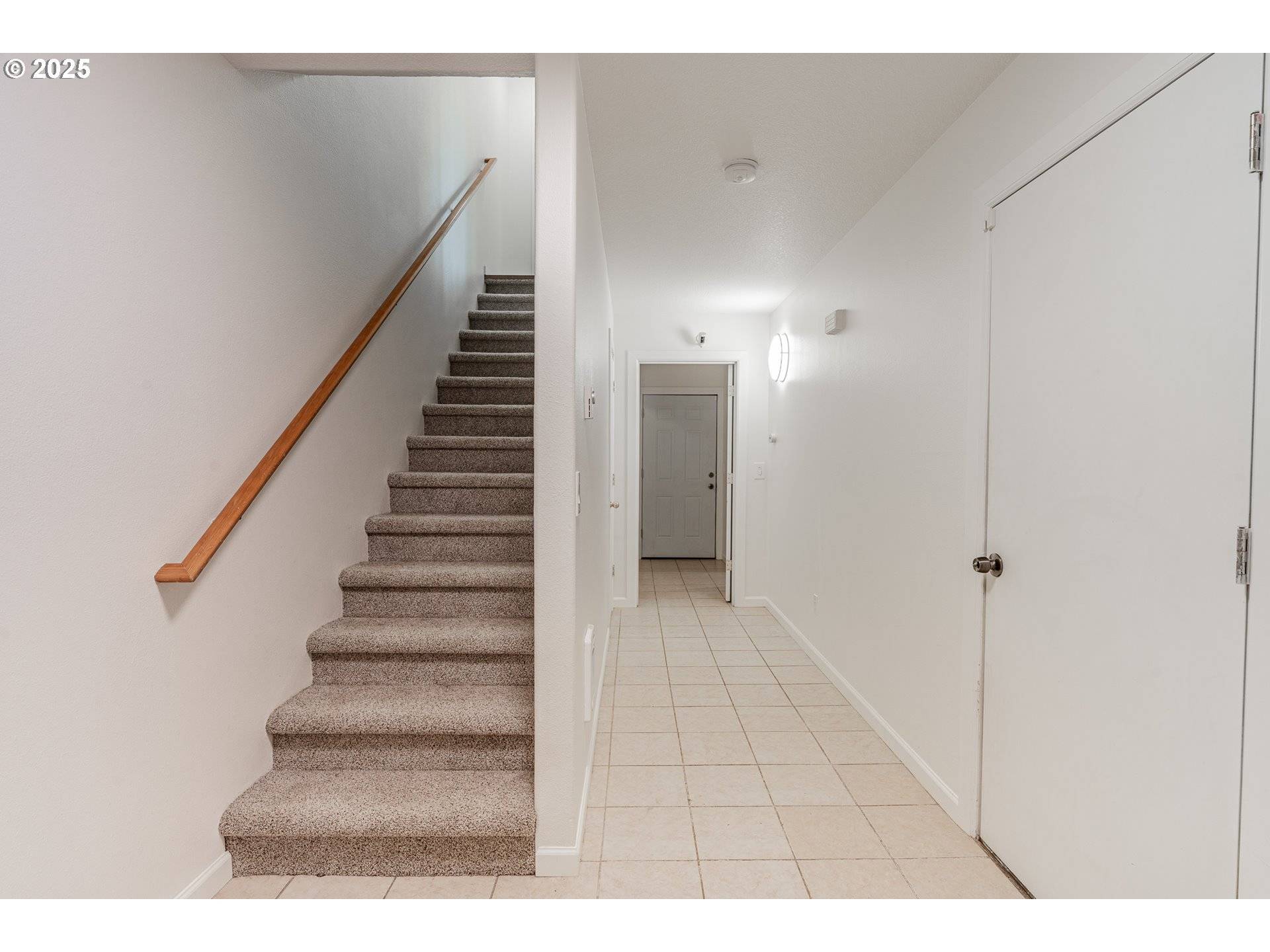 Portland, OR 97233,2327 SE LEE LN