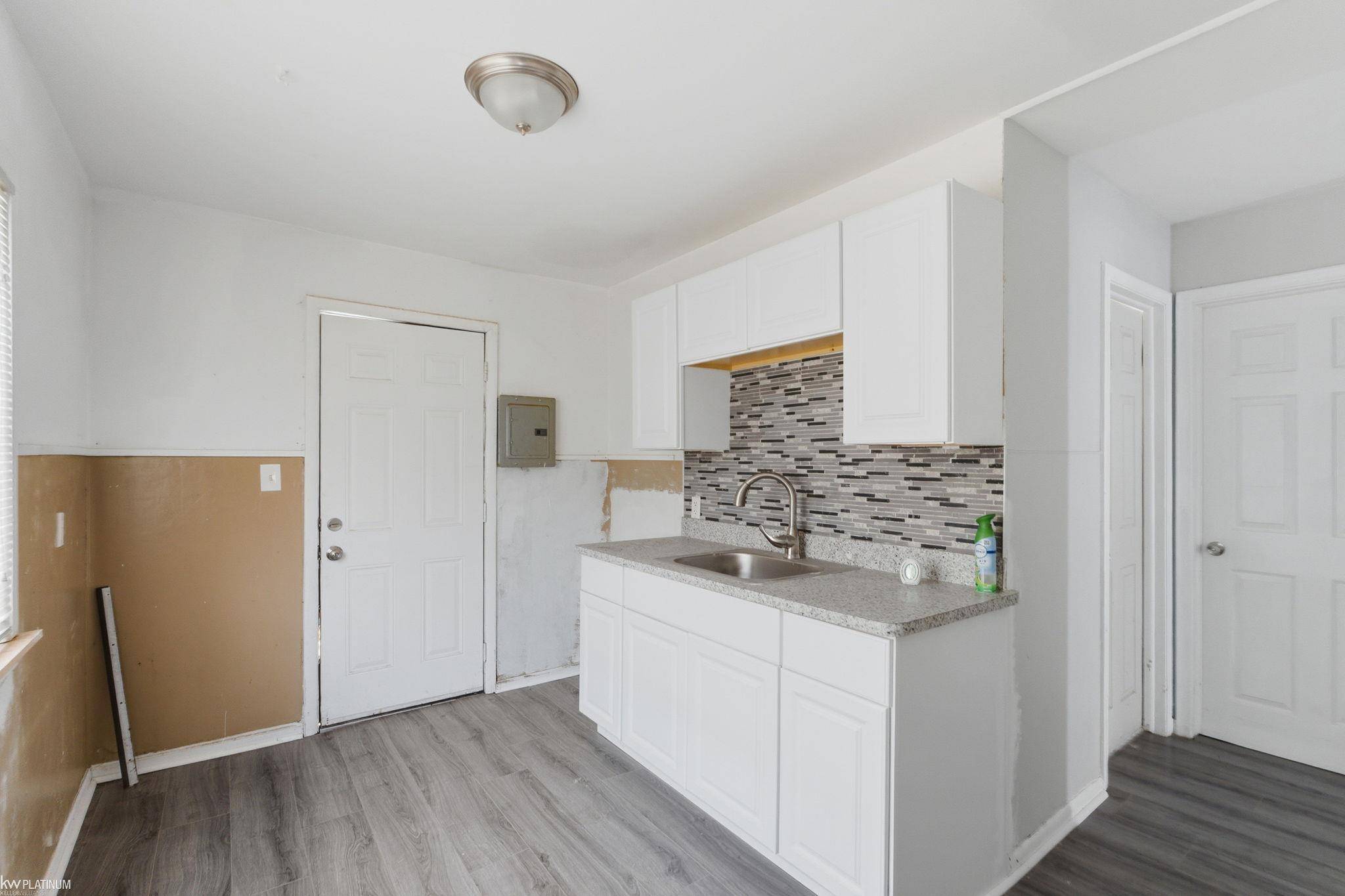 Warren, MI 48091,7084 Rivard AVE