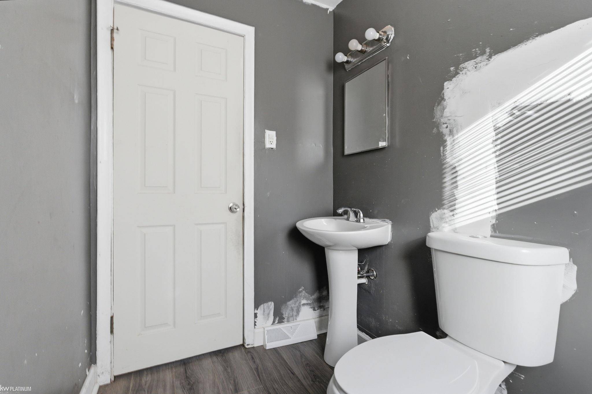 Warren, MI 48091,7084 Rivard AVE