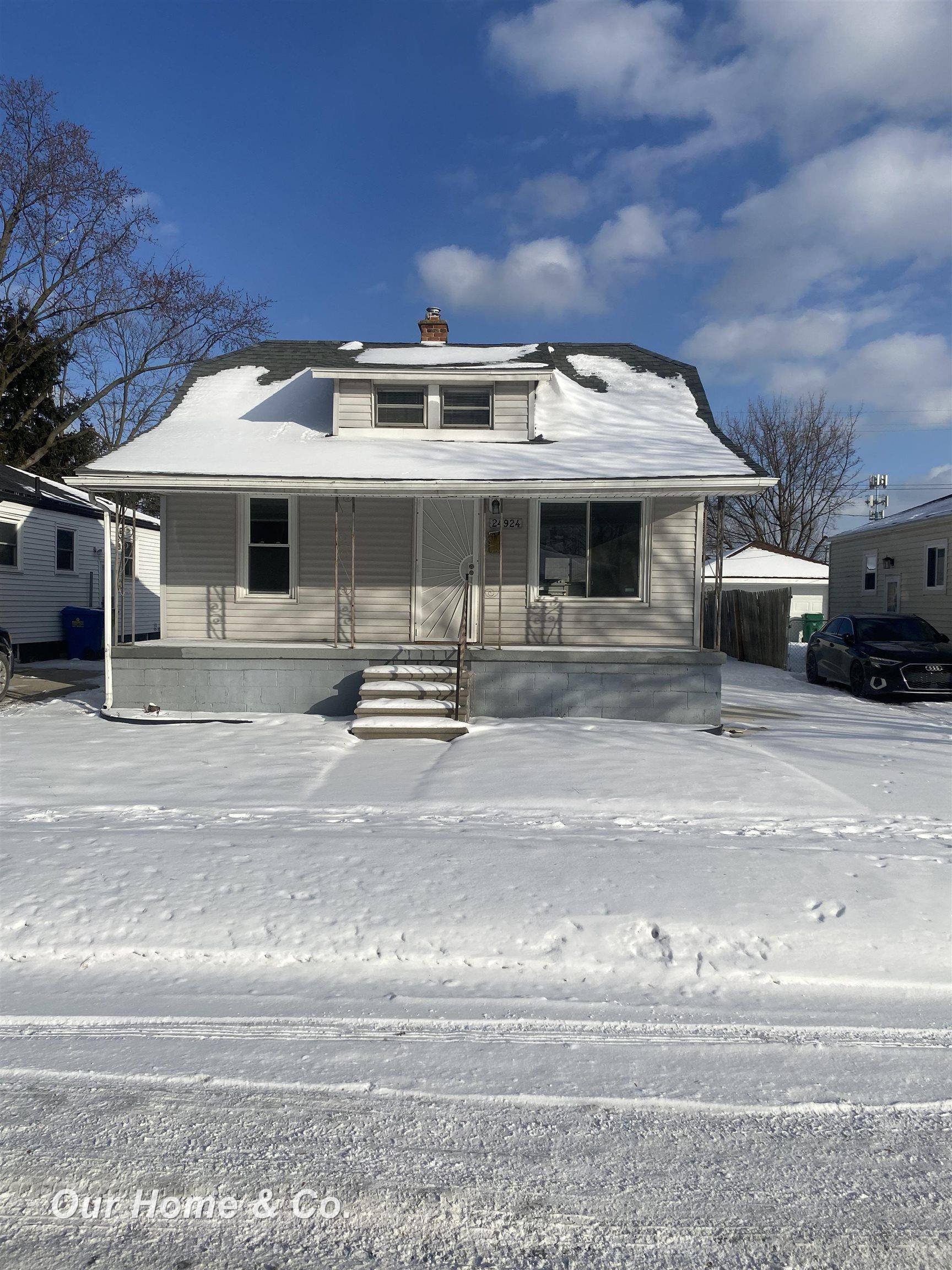 Eastpointe, MI 48021,24924 Tuscany AVE