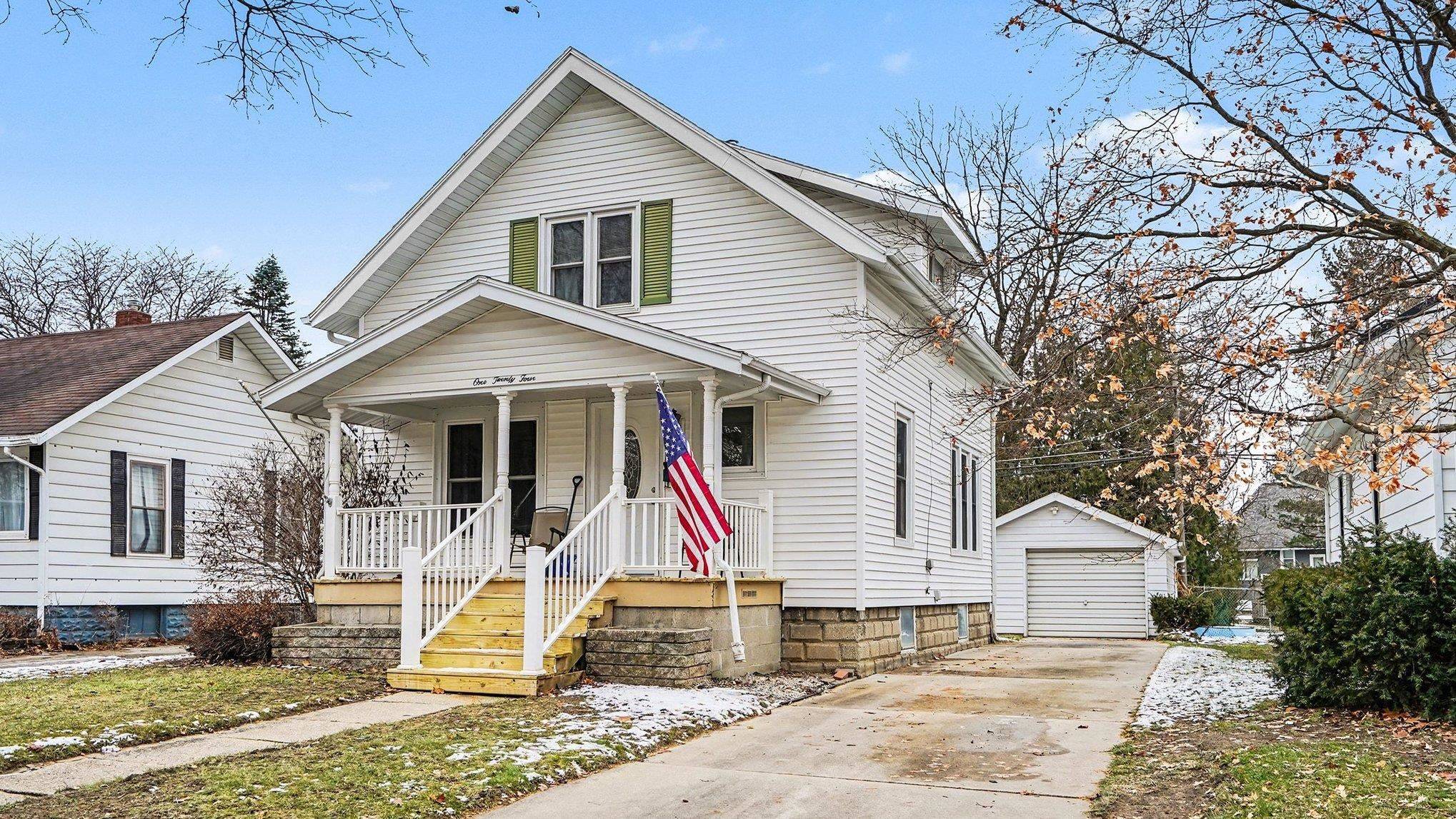 Alma, MI 48801,124 S State ST