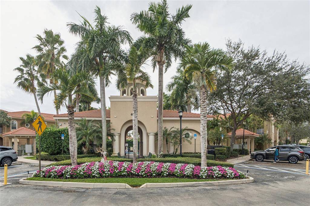 Palm Beach Gardens, FL 33418,4910 Bonsai Cir #110