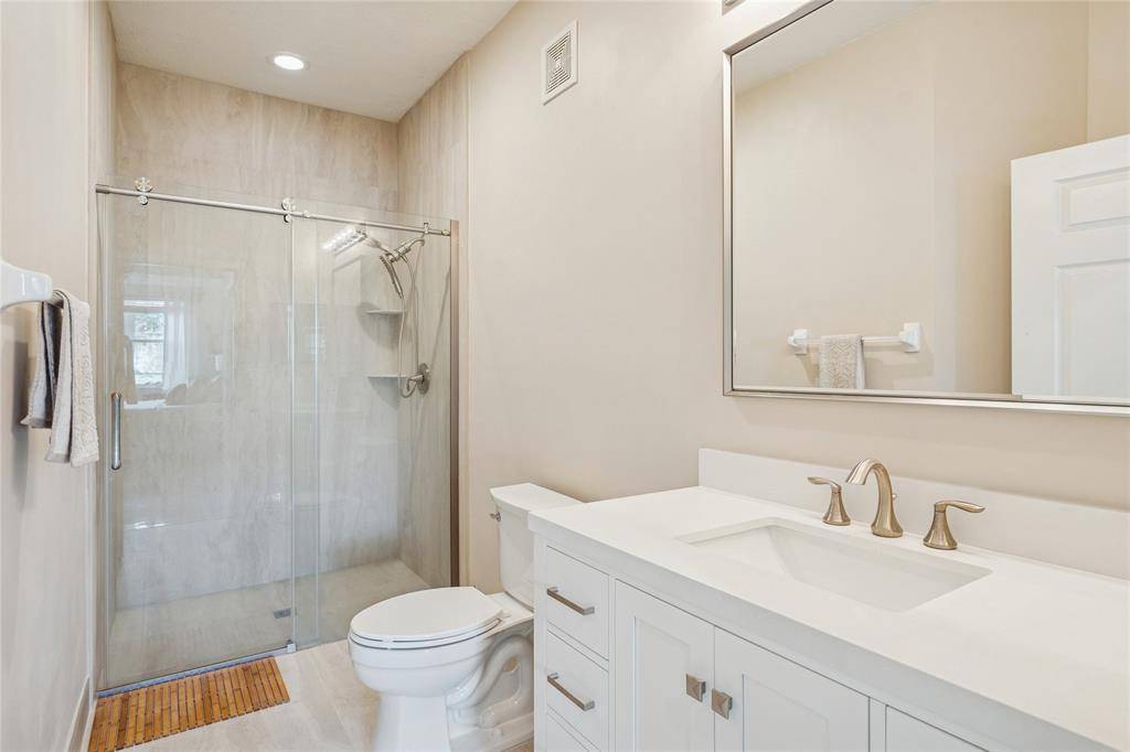 Palm Beach Gardens, FL 33418,4910 Bonsai Cir #110