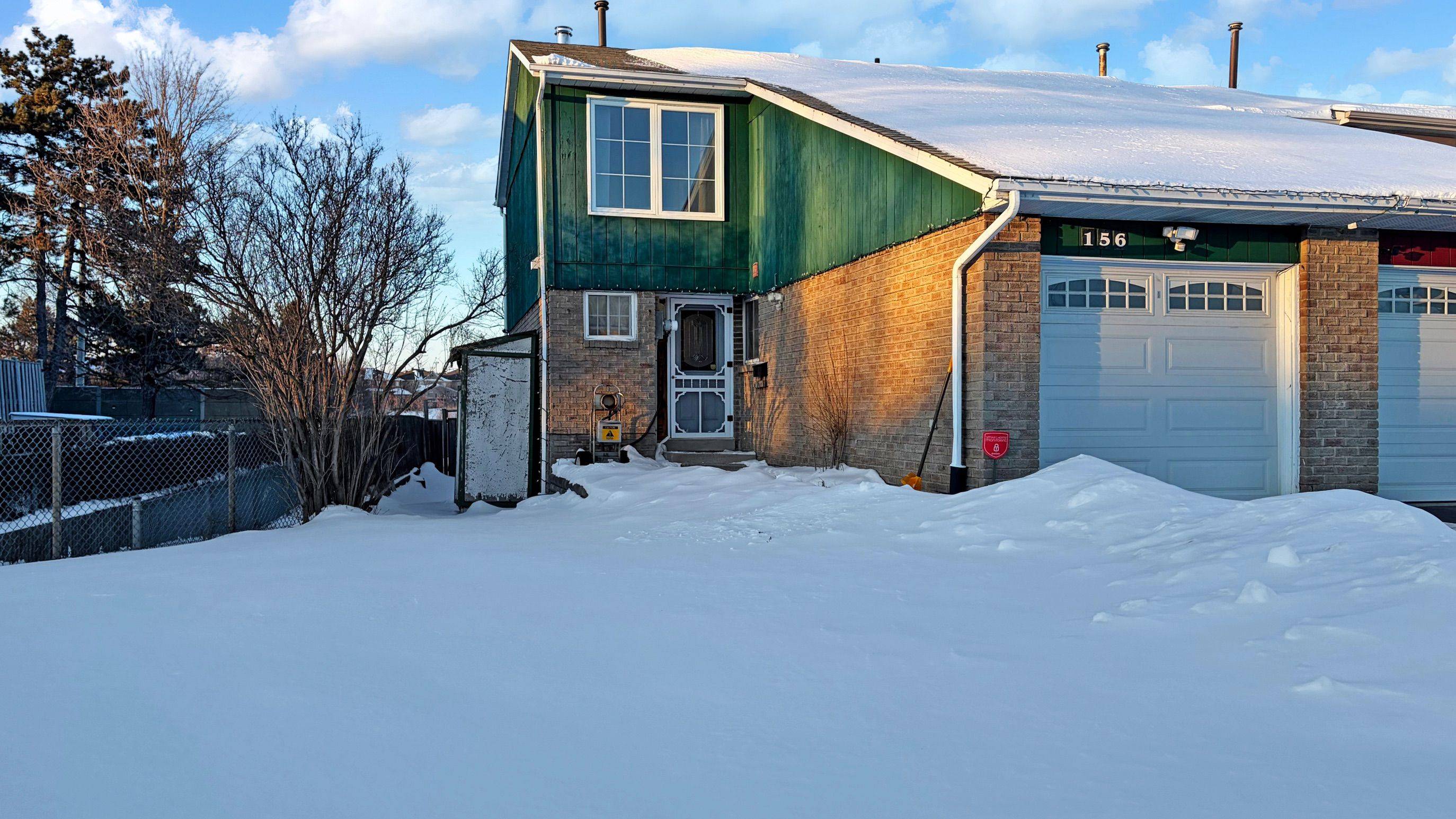 Brampton, ON L6V 3J9,156 Royal Salisbury WAY