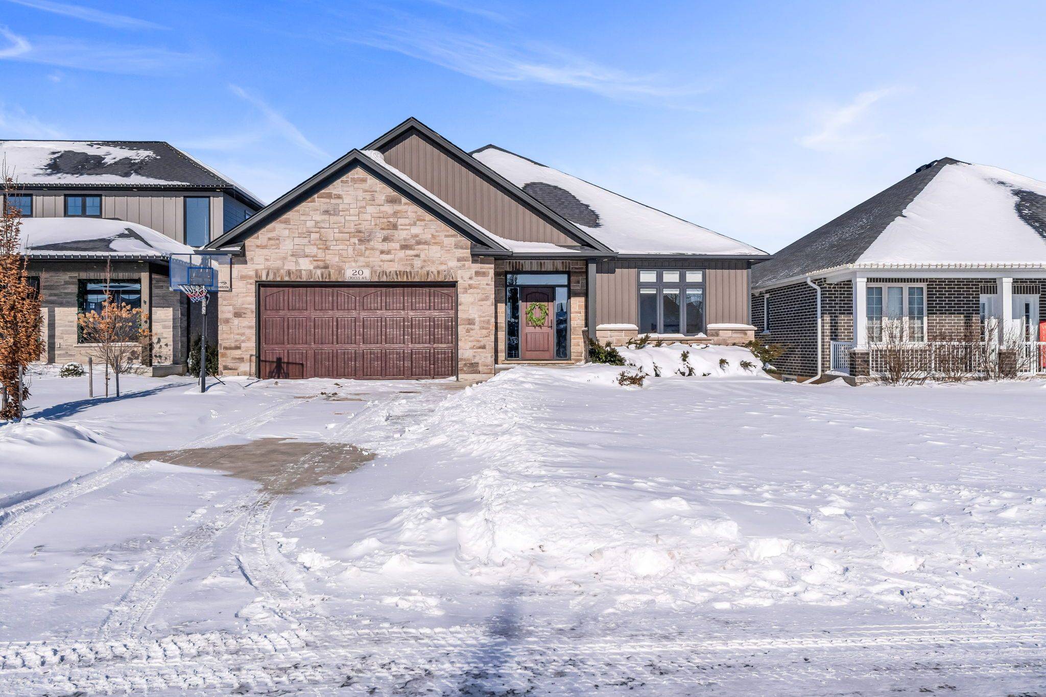 Tillsonburg, ON N4G 5S9,20 Crocus AVE