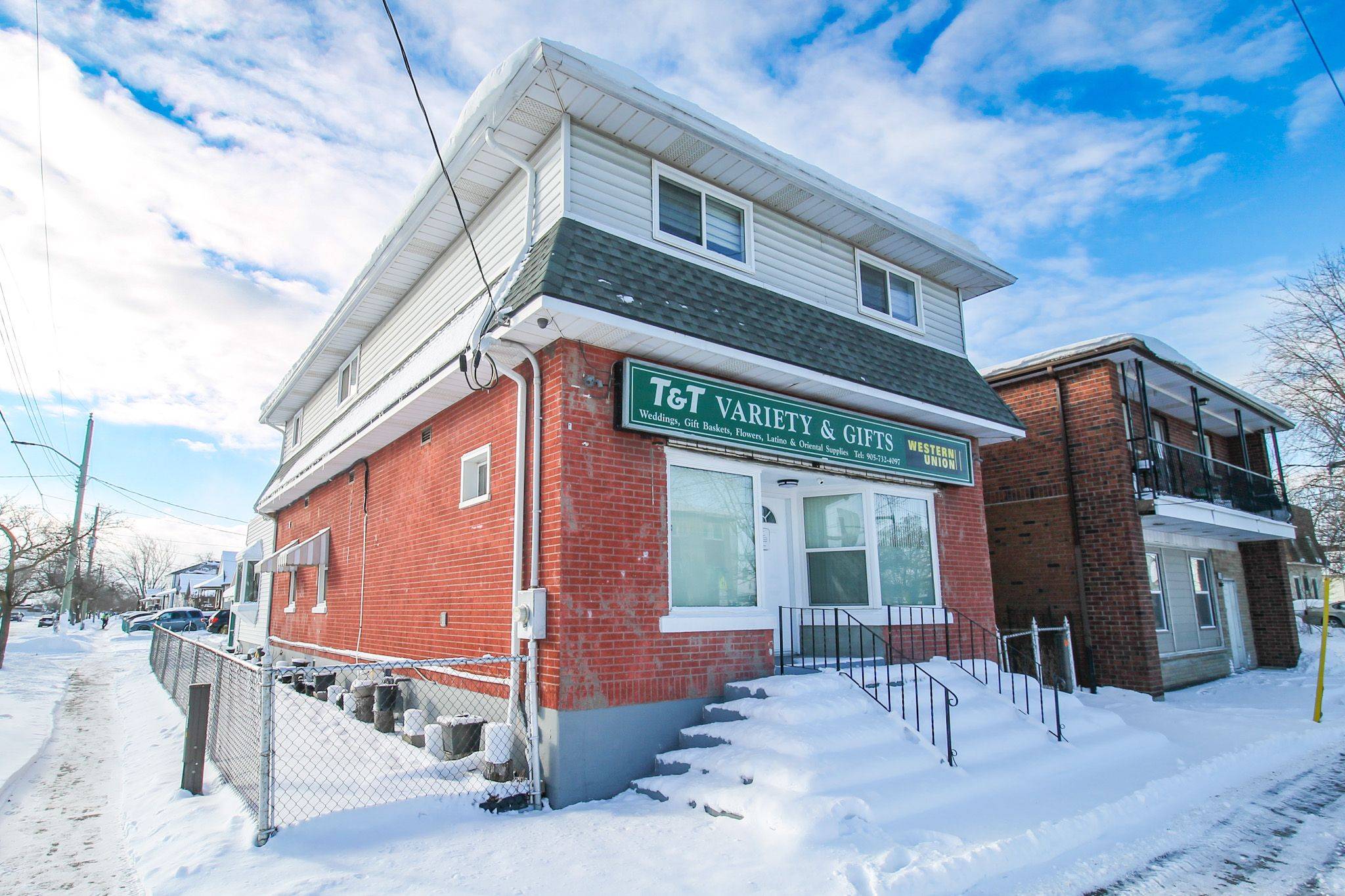 Welland, ON L3B 4P2,534 Lincoln ST