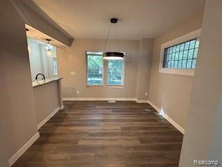 Detroit, MI 48221,16533 Parkside ST