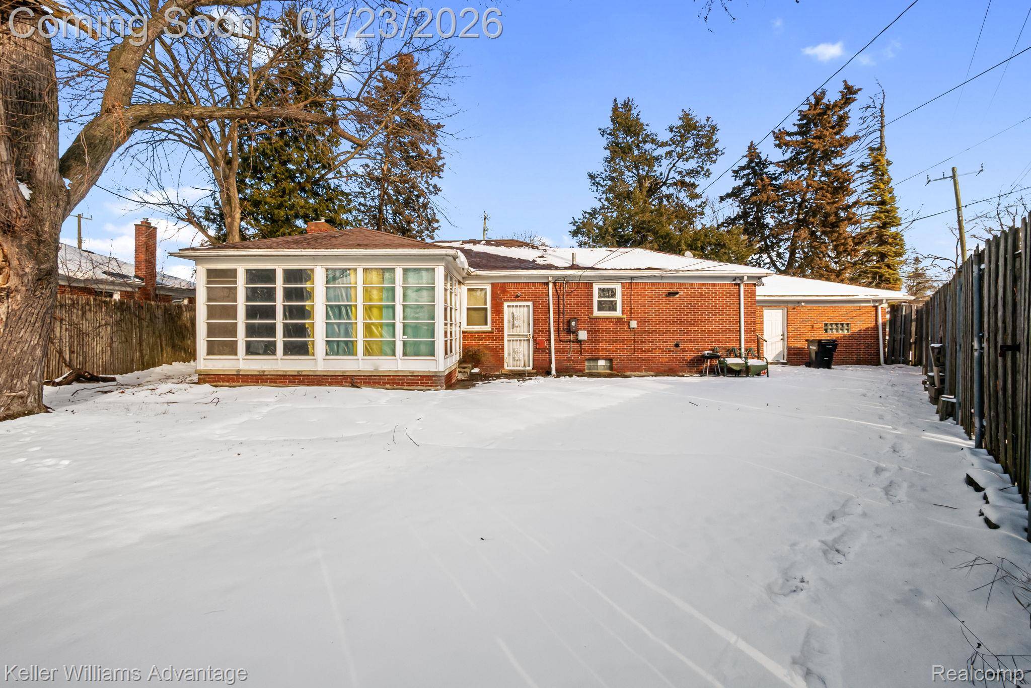 Detroit, MI 48219,19811 Shiawassee DR