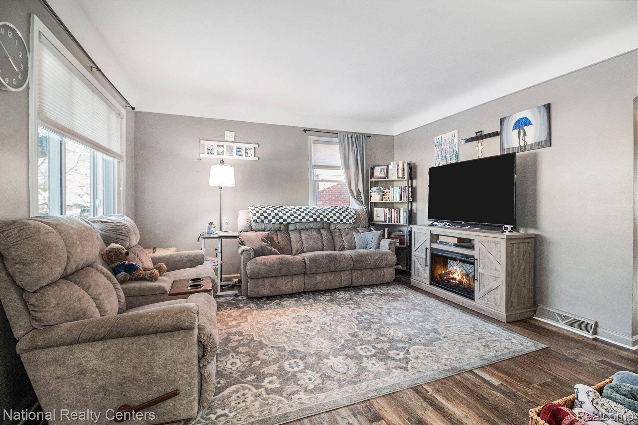 Allen Park, MI 48101,14587 Markese AVE