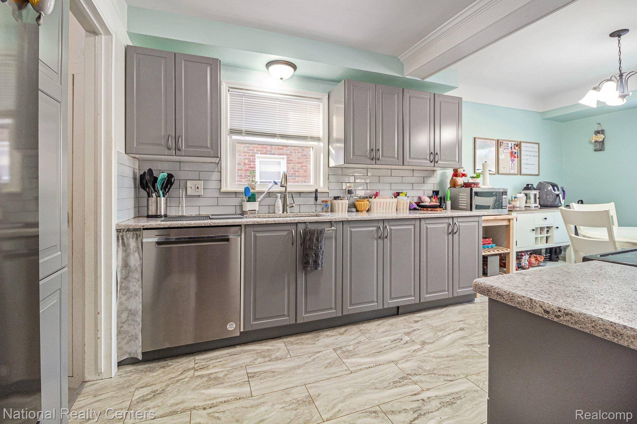 Allen Park, MI 48101,14587 Markese AVE