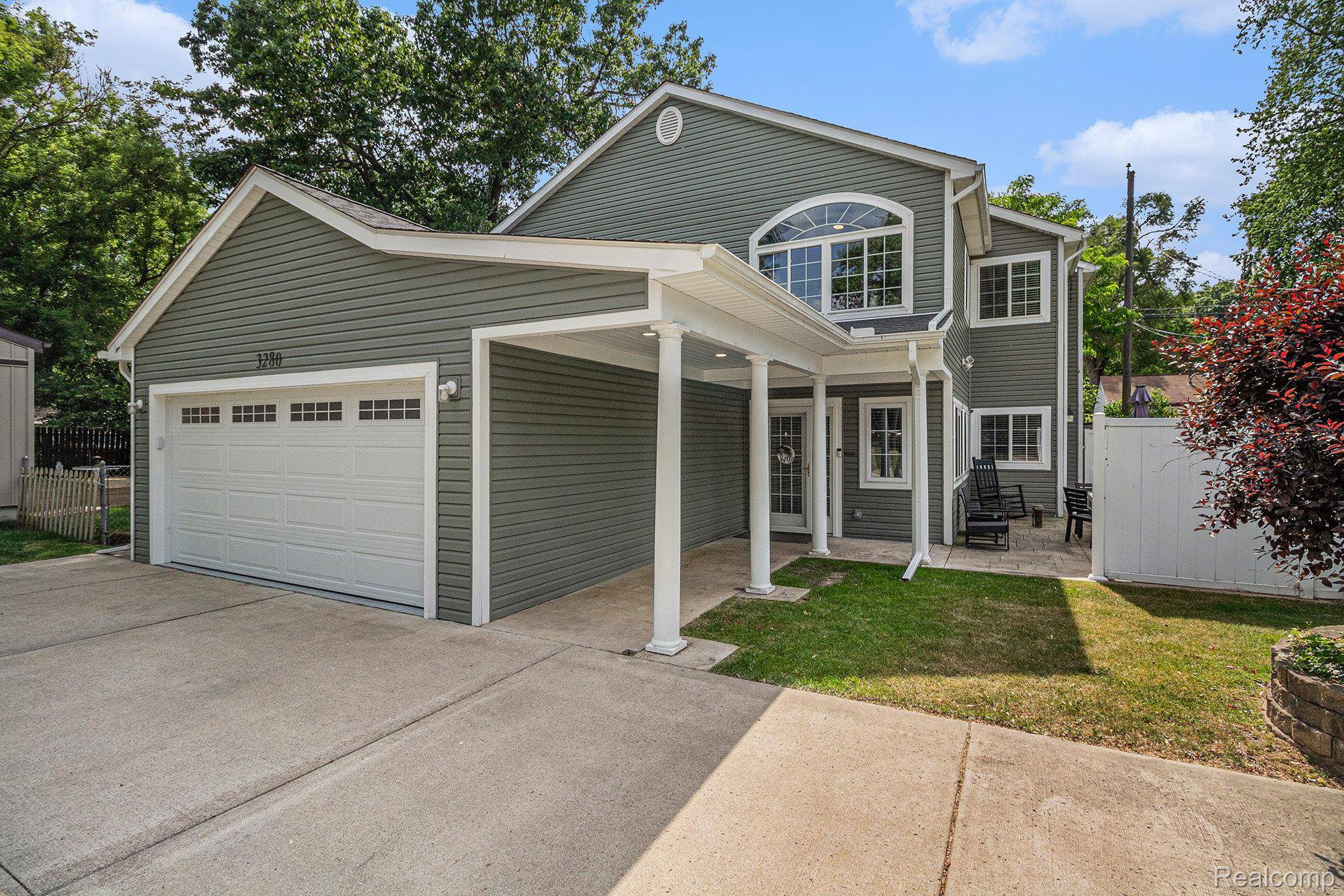 Commerce Twp, MI 48382,3280 Chambourne ST