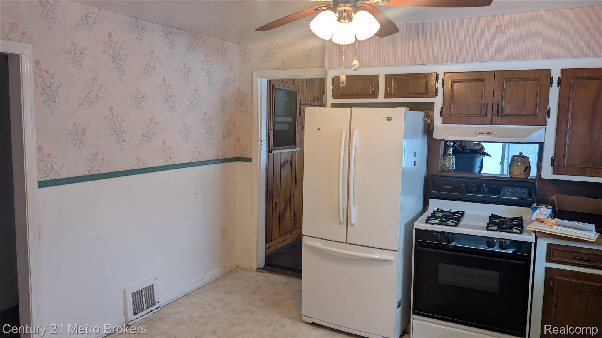 Davison, MI 48423,2400 N State RD