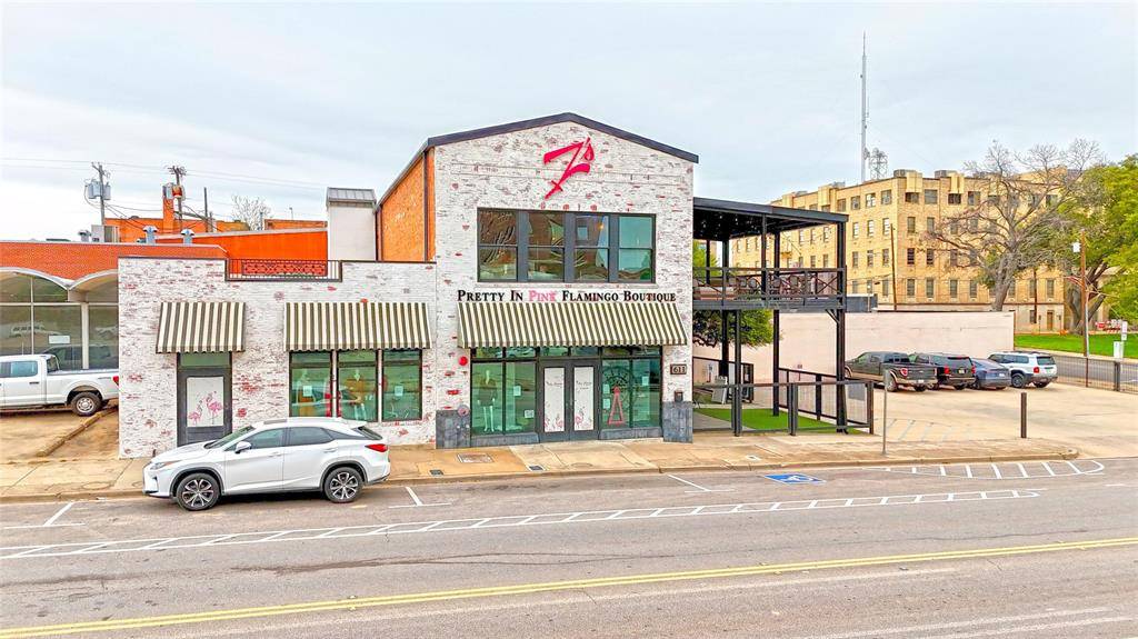 Waco, TX 76701,611 Washington Avenue