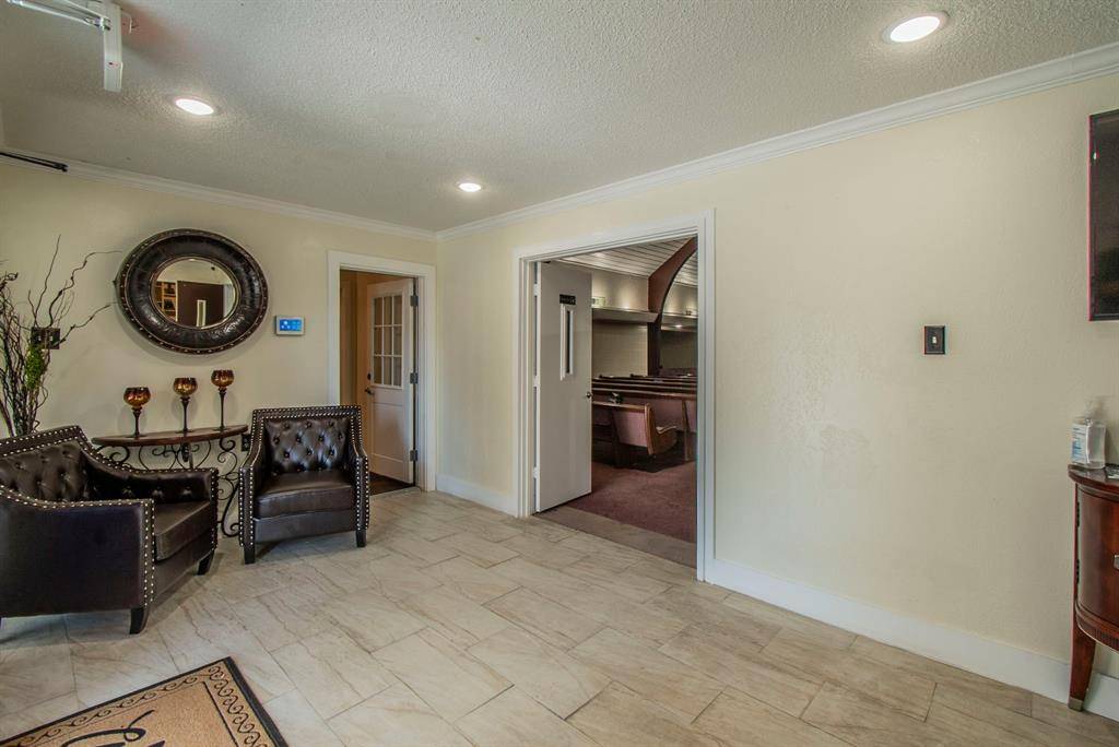 Dallas, TX 75212,3603 Puget Street