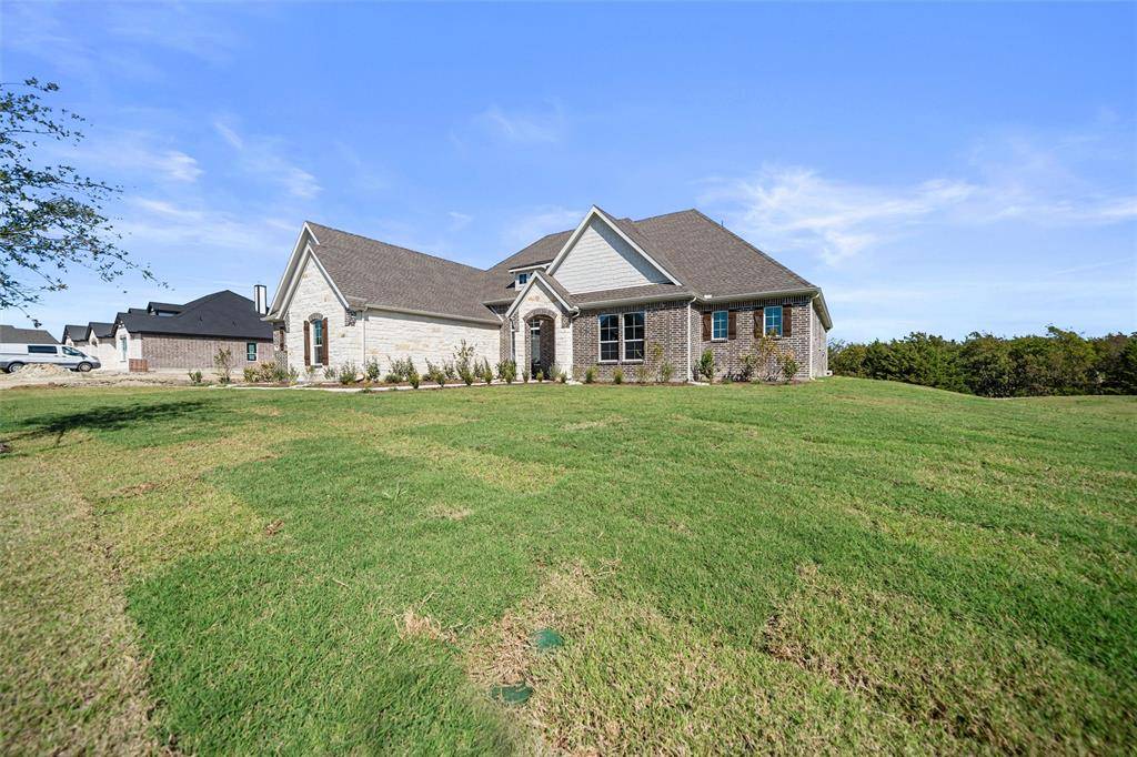 Van Alstyne, TX 75495,404 Indian Creek Road