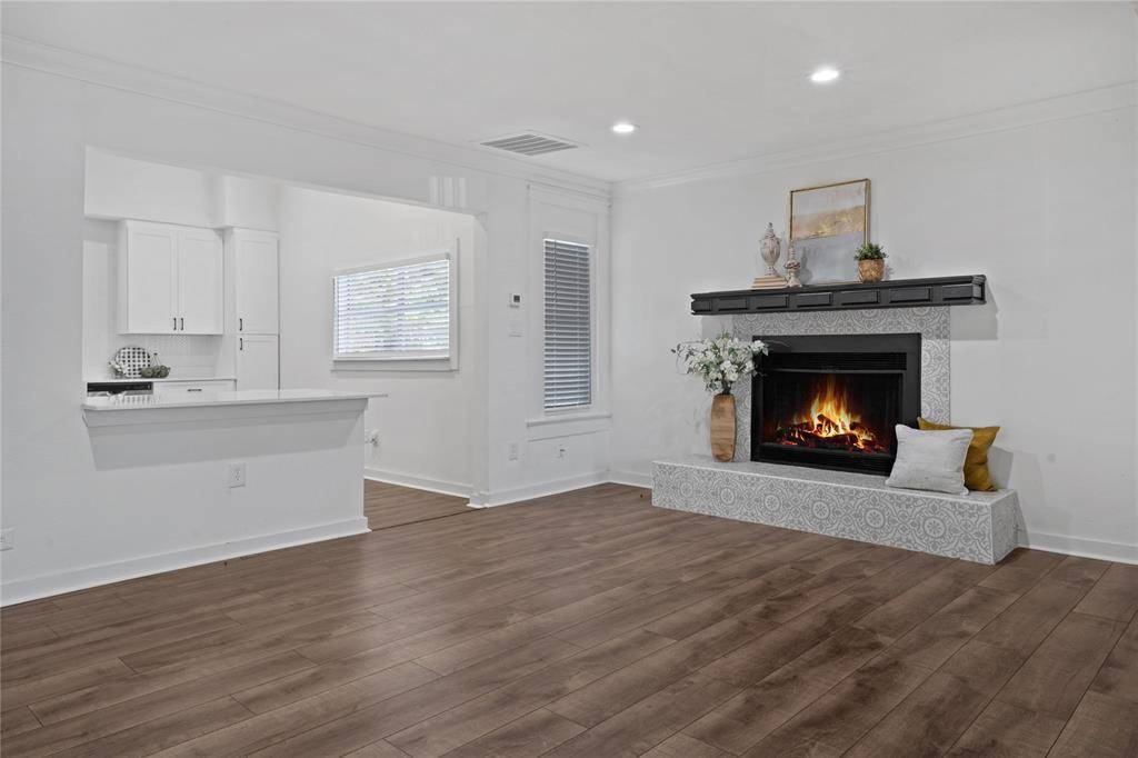 Denison, TX 75020,1011 S Armstrong Avenue