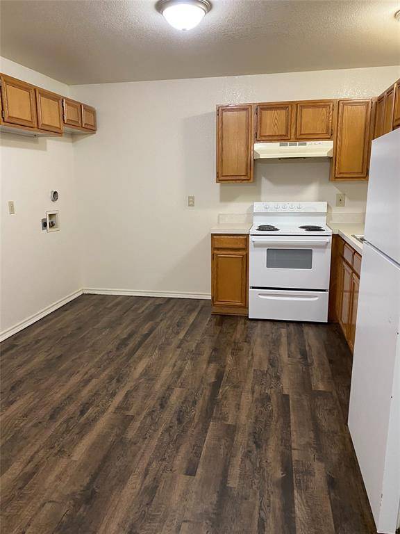 Cleburne, TX 76033,1110 Williams #A