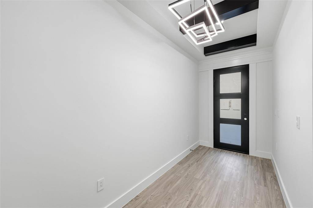 Dallas, TX 75241,2618 Gooch Street