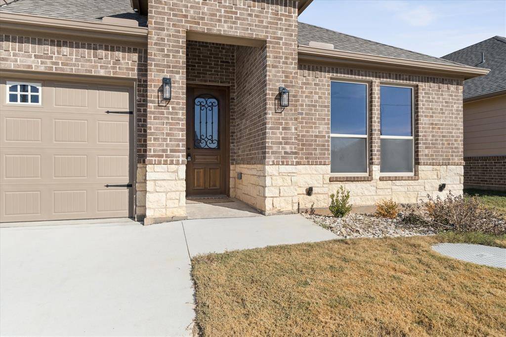Granbury, TX 76048,5627 Barkridge Drive