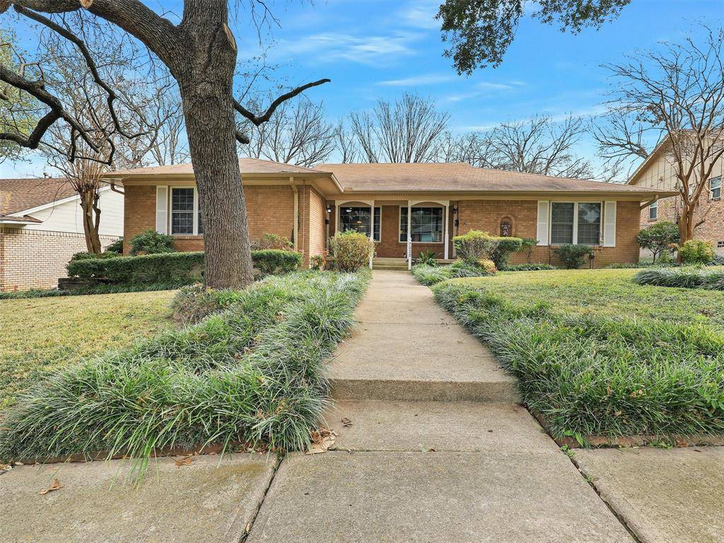 Dallas, TX 75231,7022 Kingsbury Drive