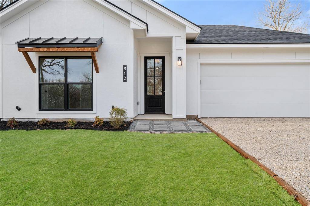 Corsicana, TX 75109,612 SE County Road 3048C