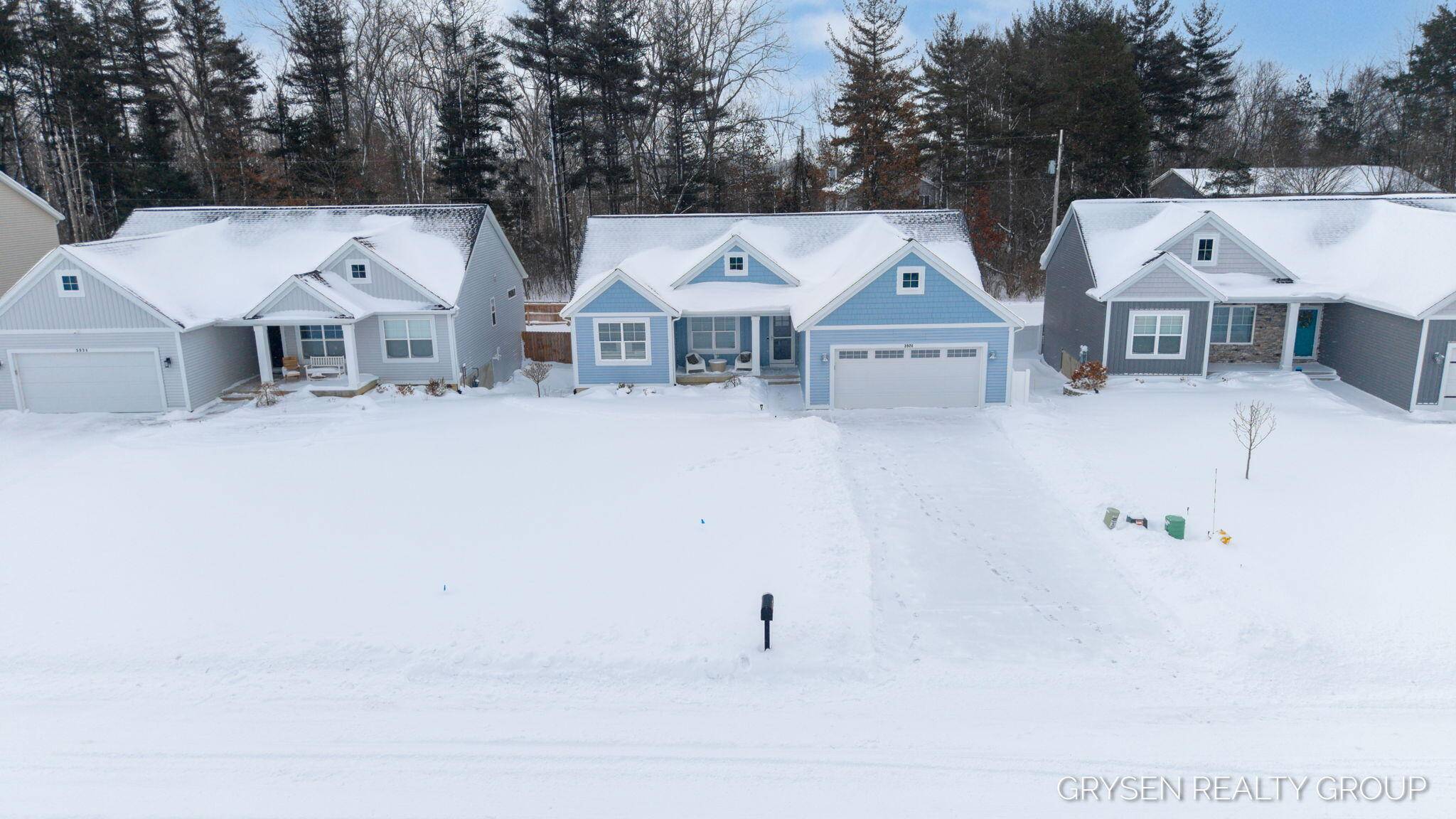 Holland, MI 49424,3924 Elderberry DR