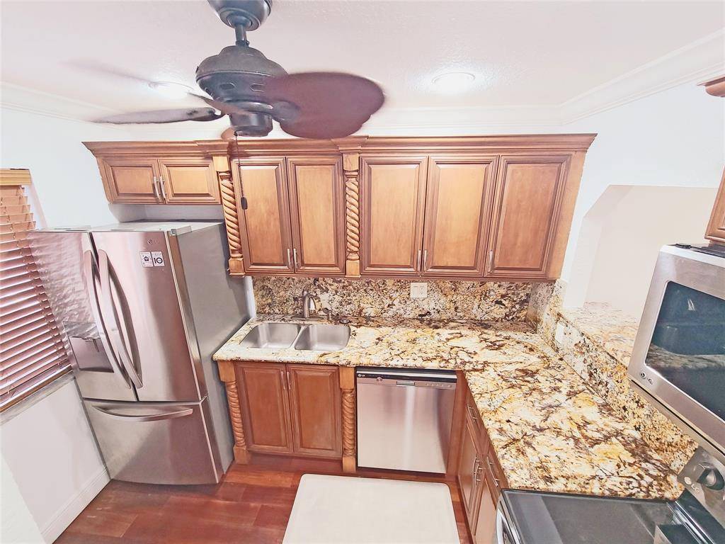 Royal Palm Beach, FL 33411,139 Sparrow Dr #4B