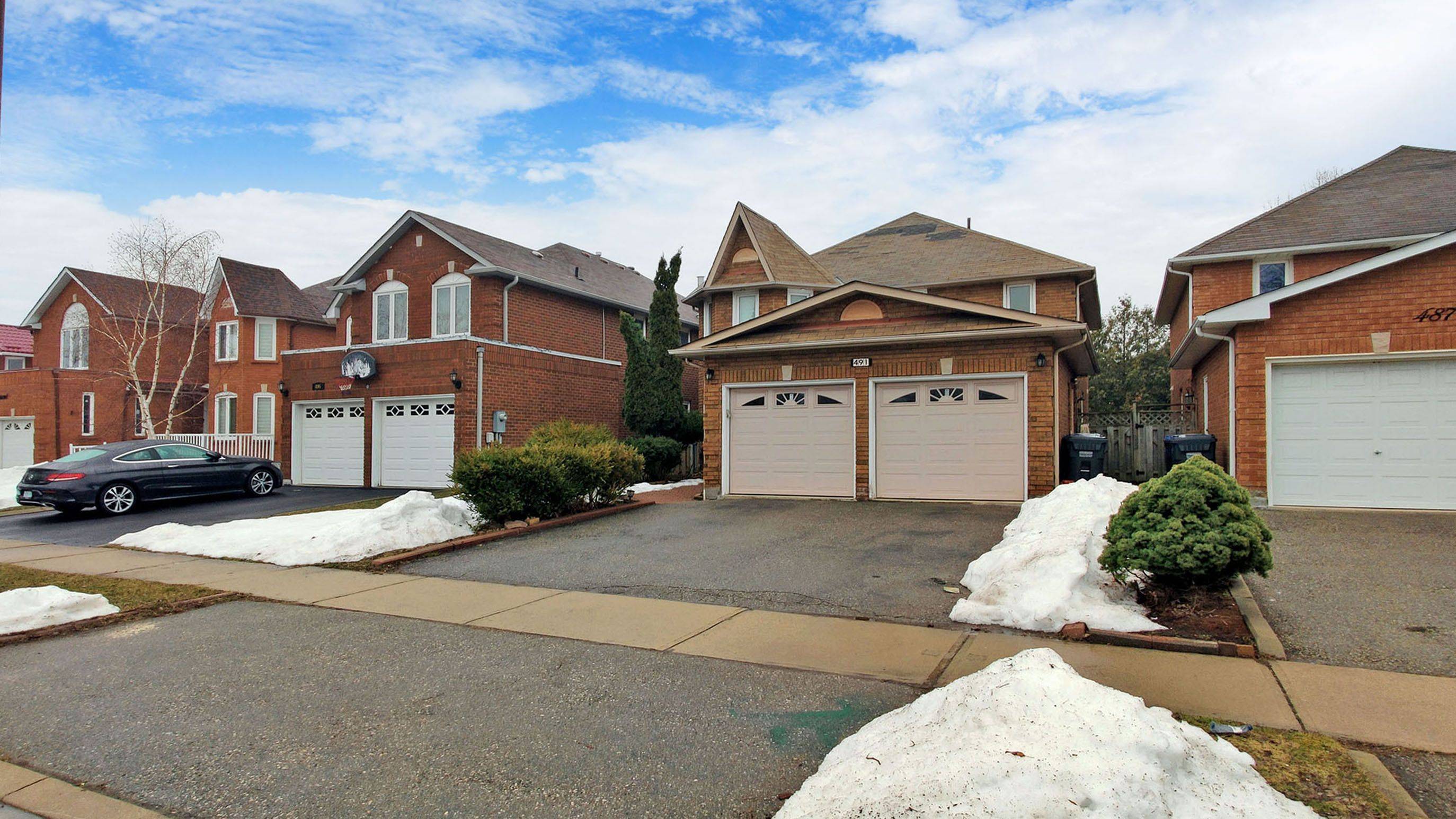 Mississauga, ON L5R 3G9,491 Baggetta CRES #Bsmt