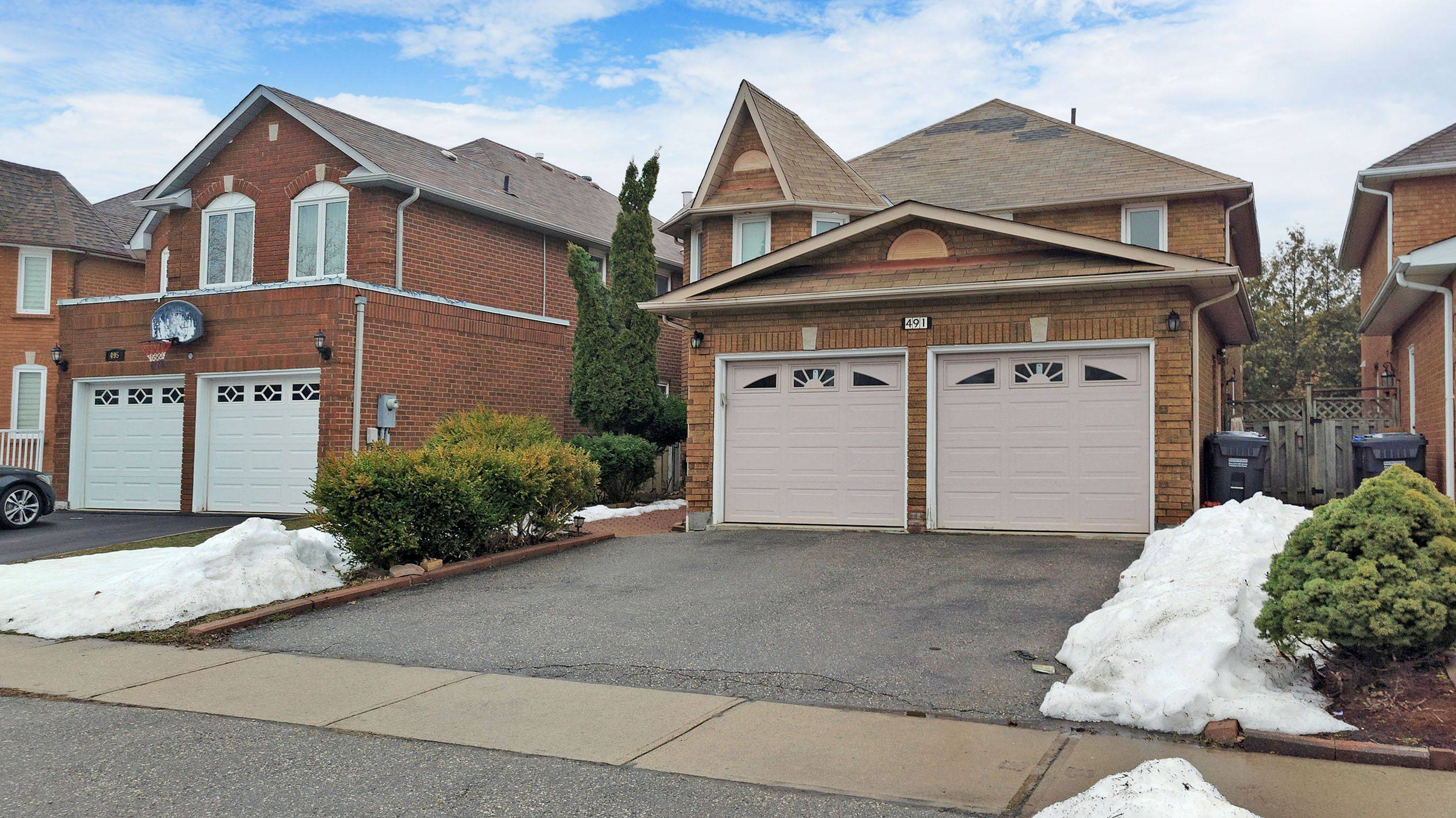 Mississauga, ON L5R 3G9,491 Baggetta CRES #Bsmt