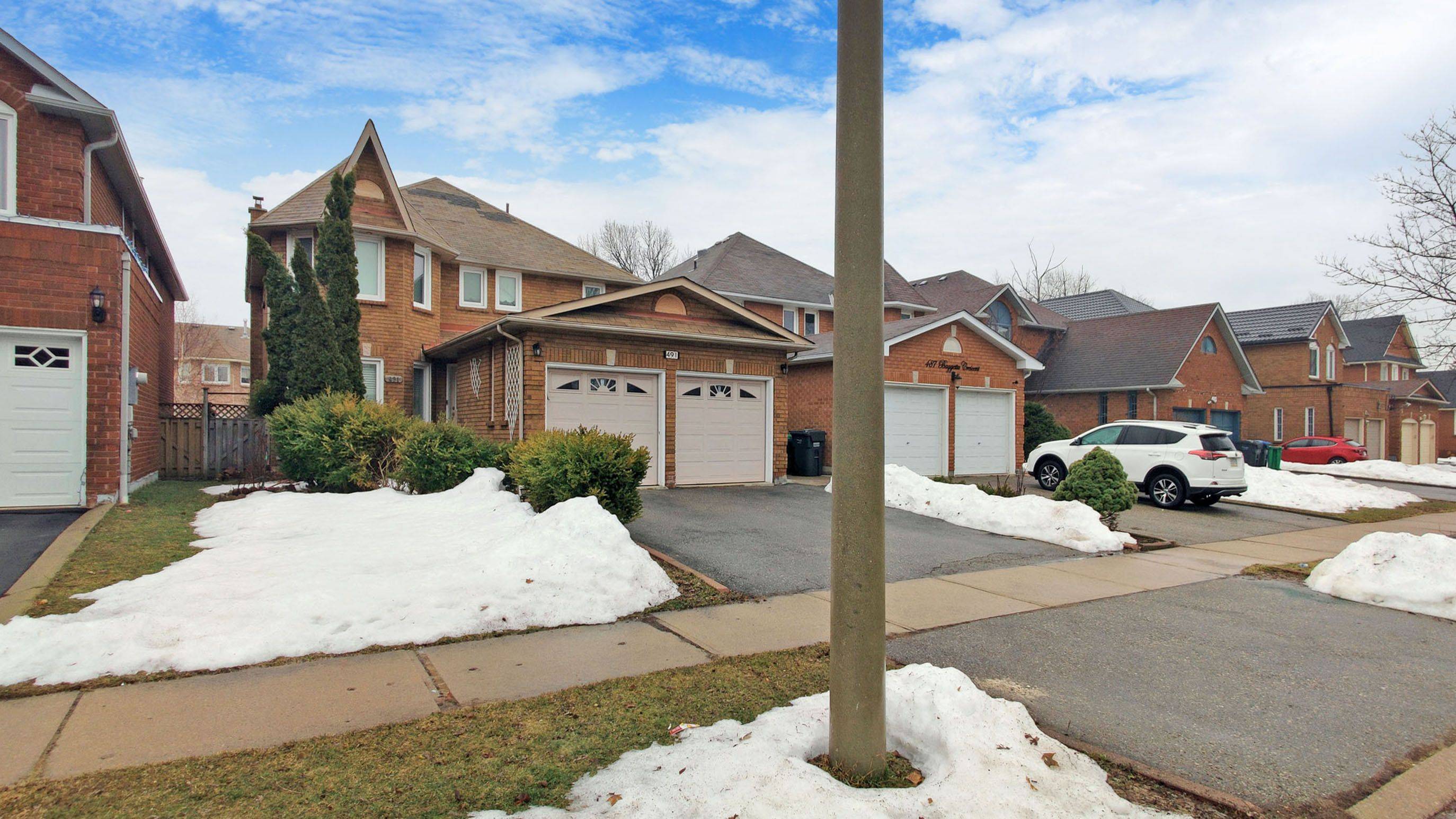 Mississauga, ON L5R 3G9,491 Baggetta CRES #Bsmt