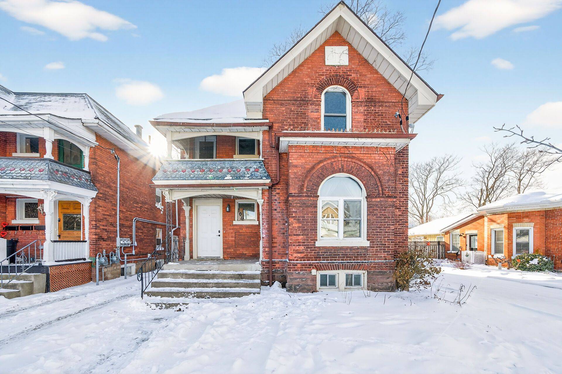 Brantford, ON N3T 3L1,104 William ST