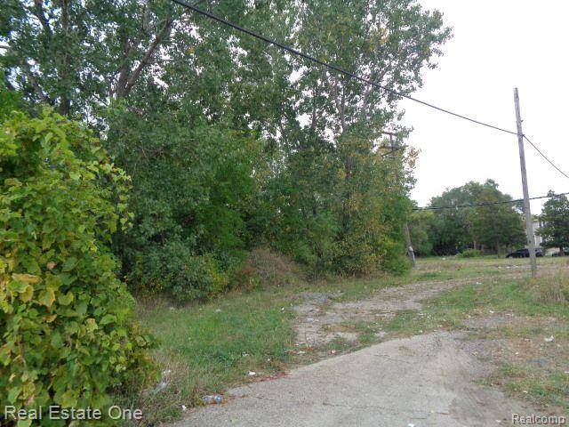 2628 HUNT ST, Detroit, MI 48207