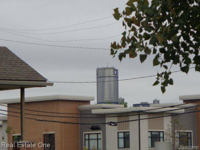 2628 HUNT ST, Detroit, MI 48207