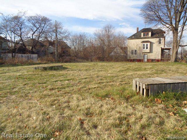 Detroit, MI 48214,2401 BALDWIN ST