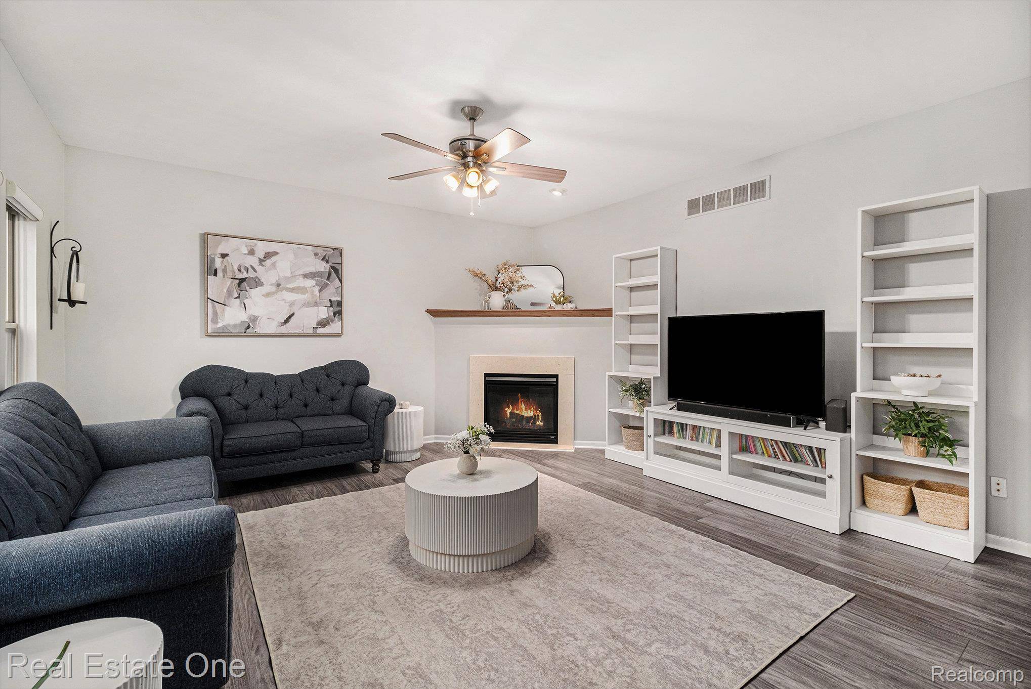 Lake Orion, MI 48359,3180 Waldon Ridge DR