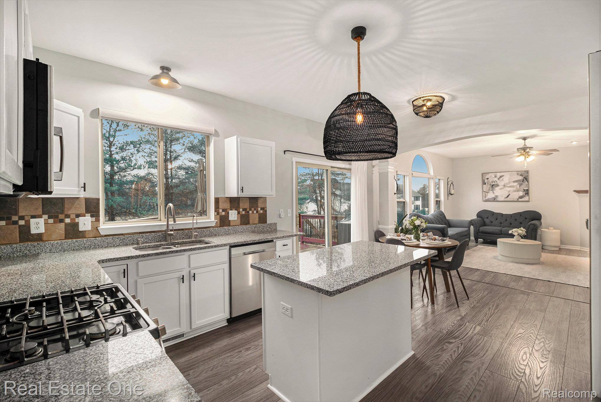 Lake Orion, MI 48359,3180 Waldon Ridge DR