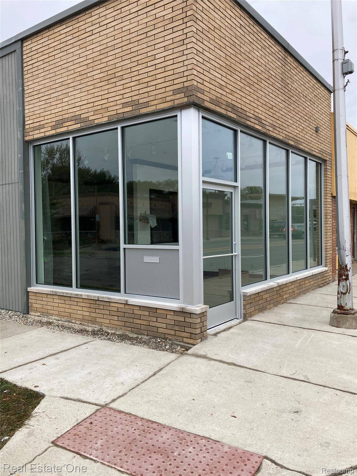 Berkley, MI 48072,4105 12 Mile RD