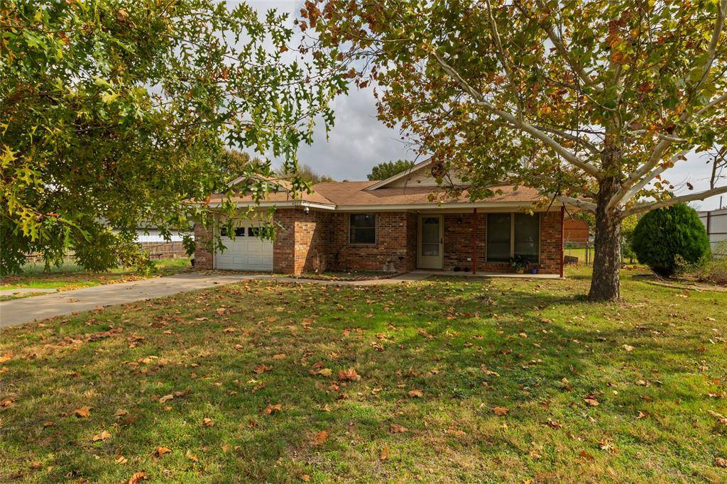 Springtown, TX 76082,401 Berryhill Drive
