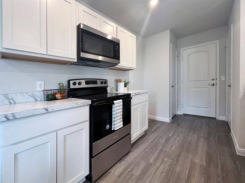 Granbury, TX 76048,346 Azalea Trail