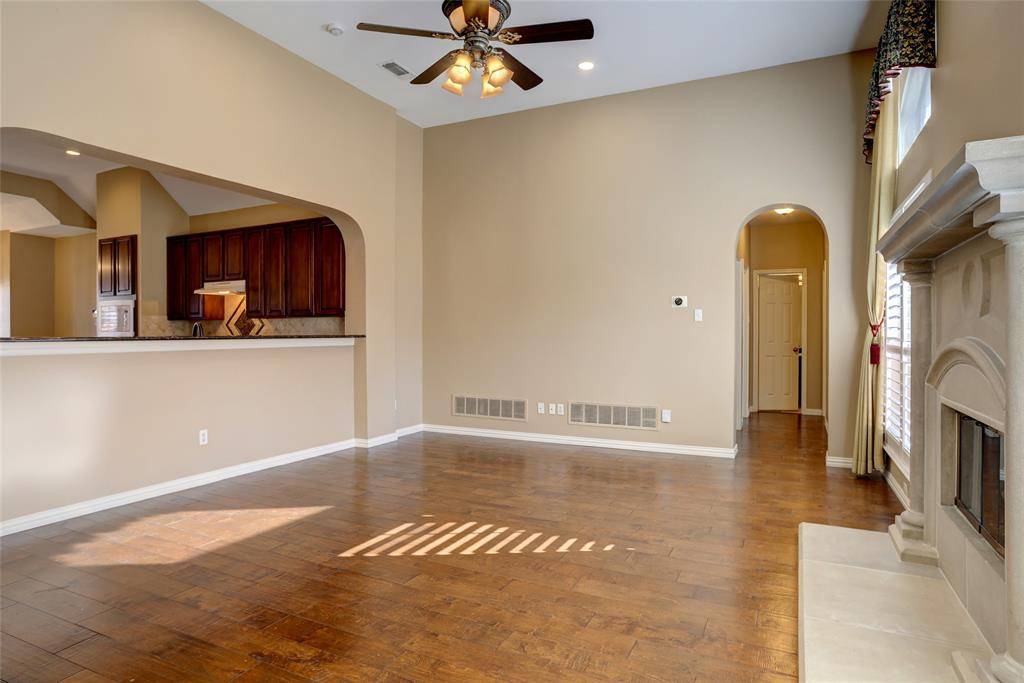 Mckinney, TX 75072,8803 Falcon View Drive